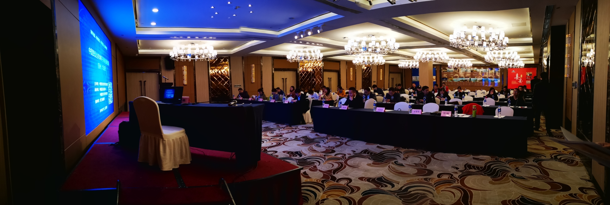 1542873302814658.jpg 1542873302814658.jpg